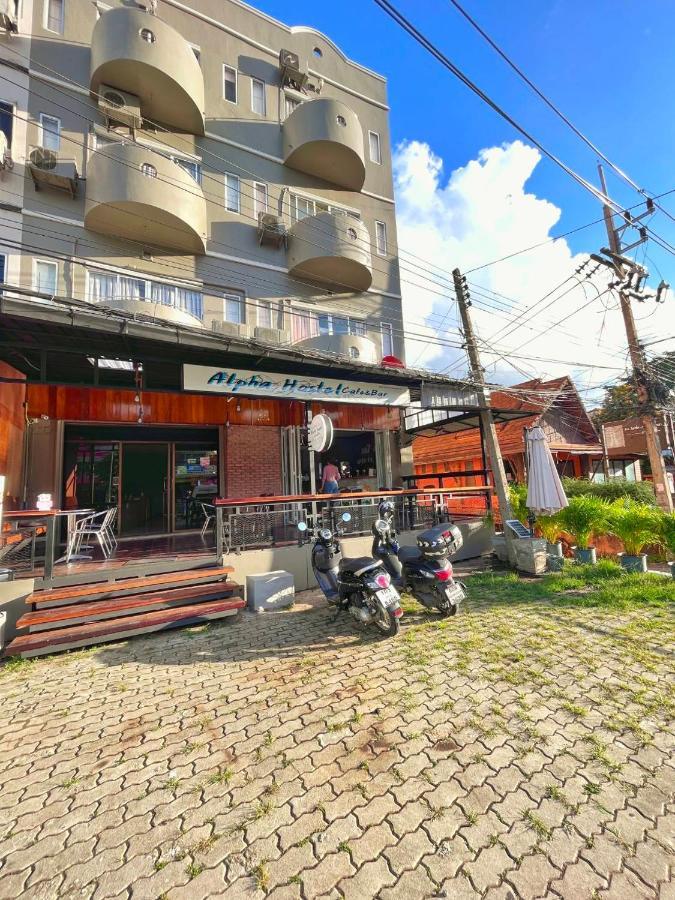 Alpha Hostel Cafe&Bar Ban Khlong Yai Екстериор снимка
