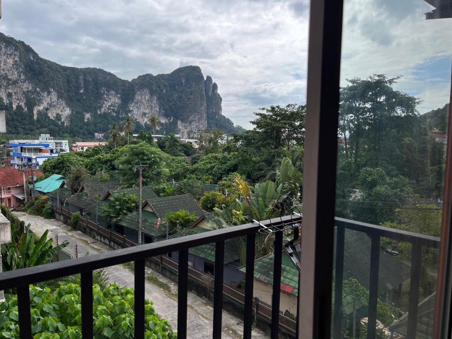 Alpha Hostel Cafe&Bar Ban Khlong Yai Екстериор снимка